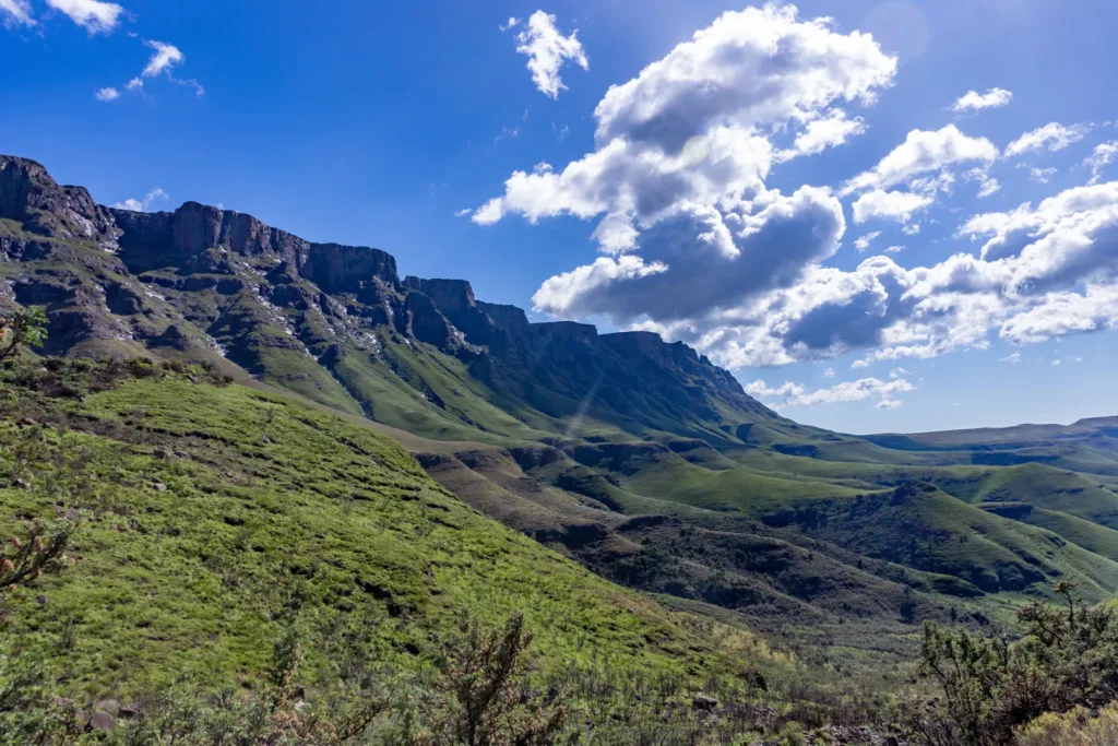 15 Highest Mountains In Africa You Need To Visit In 2024 23 Drakensberg Mountains - South Africa, Lesotho