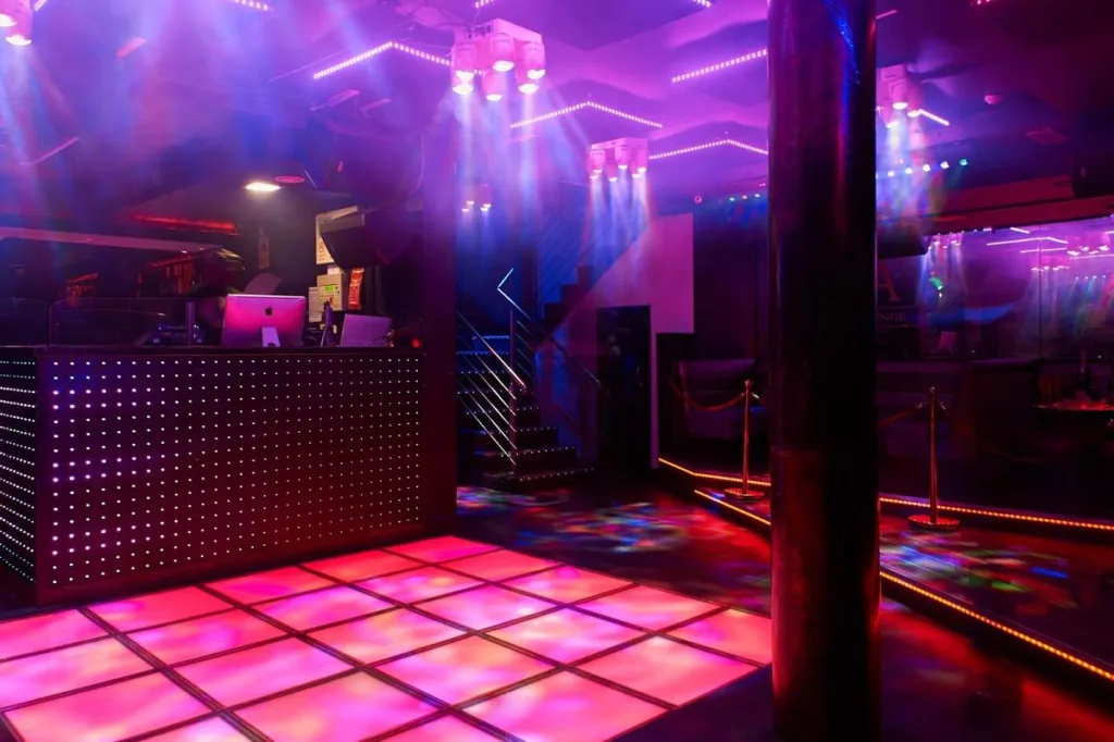 5 Best Afrobeats Clubs In London 14 LA Lounge (South London)