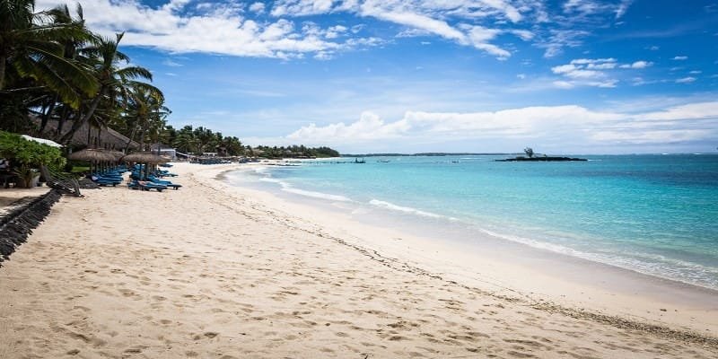 Belle Mare Beach