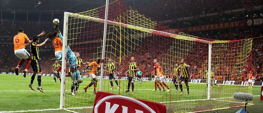  Photo from Galatasaray vs Fenerbahce
