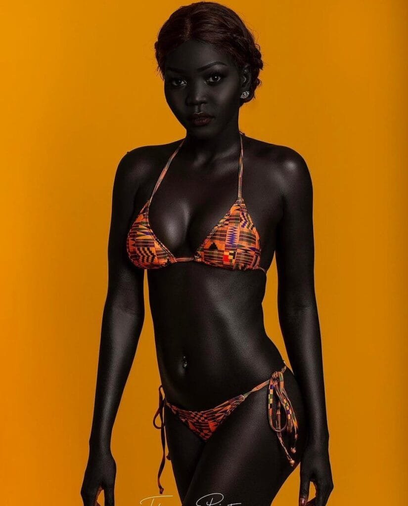 blackest woman in the world - Nyakim Gatwech 