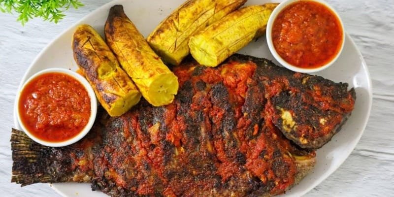 Roasted Plantains (Bole) and Fish 