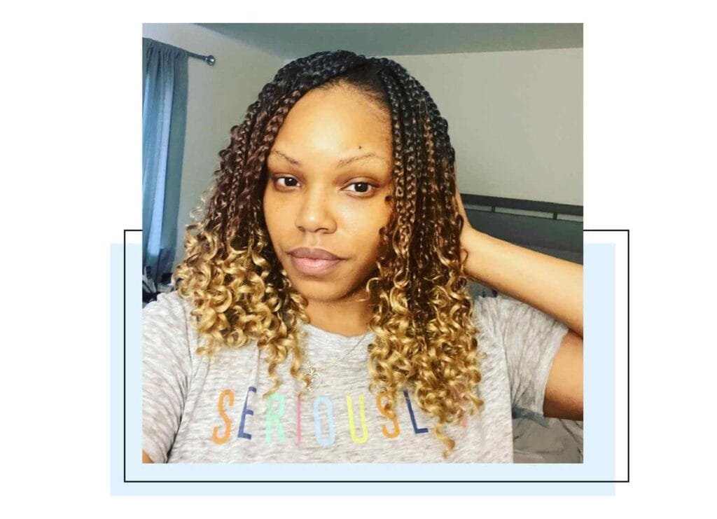 20 Ghana Weaving Styles You Should Try This Festive Season 19 Short Micro-sized Braids
